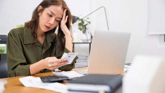 Nghị định số 310/2025/NĐ-CP quy định xử phạt vi phạm hành chính về thuế, hóa đơn